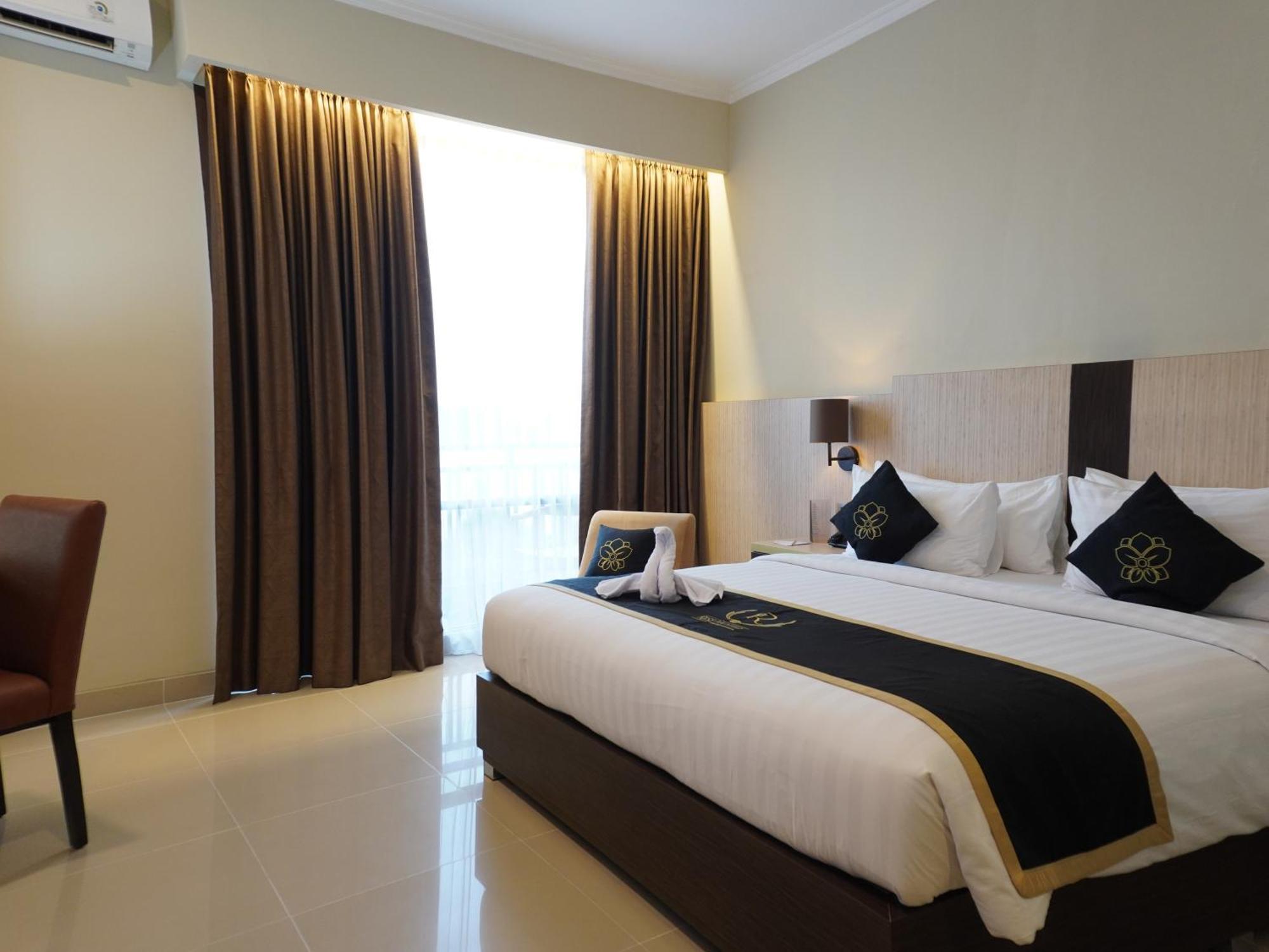 Riss Hotel Malioboro Yogyakarta Exterior photo
