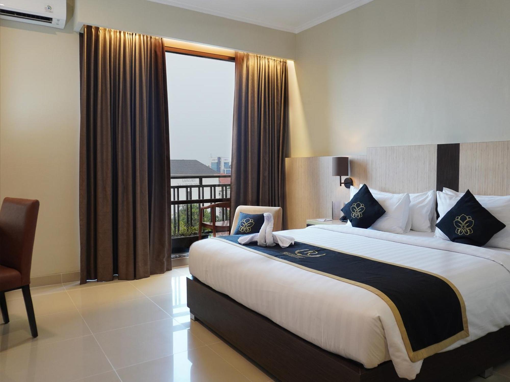 Riss Hotel Malioboro Yogyakarta Exterior photo