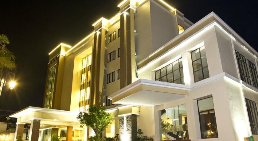 Riss Hotel Malioboro Yogyakarta Exterior photo