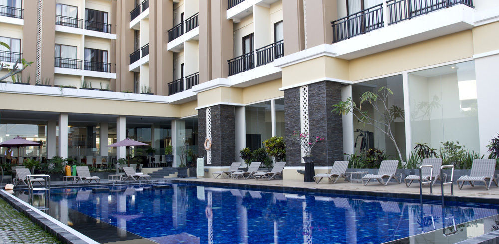 Riss Hotel Malioboro Yogyakarta Exterior photo