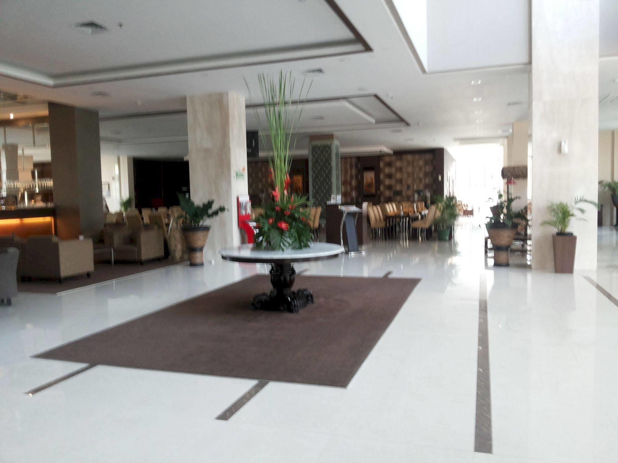 Riss Hotel Malioboro Yogyakarta Exterior photo